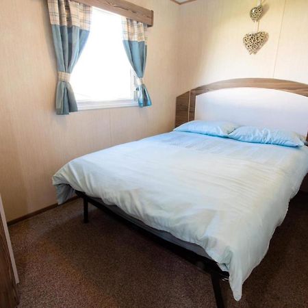 Caravan In Haven Marton Mere Holiday Park ブラックプール エクステリア 写真