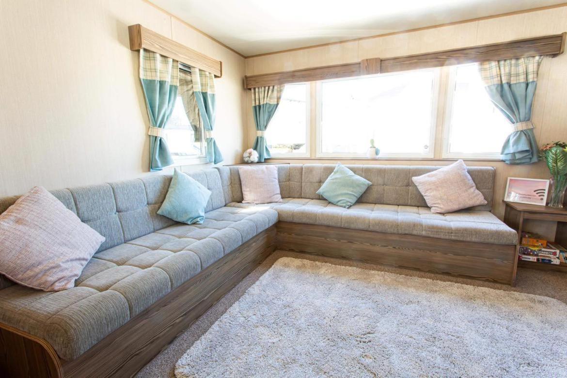 Caravan In Haven Marton Mere Holiday Park ブラックプール エクステリア 写真